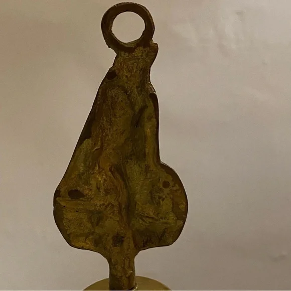 Vintage solid brass Englishman Bell (no clapper) - Picture 6 of 8